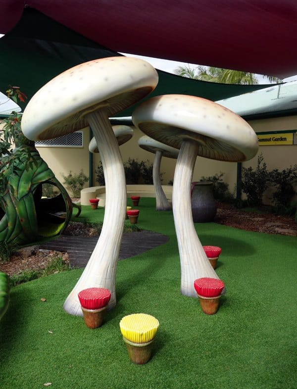 Giant Mushrooms/ Toadstools | Jungle Play