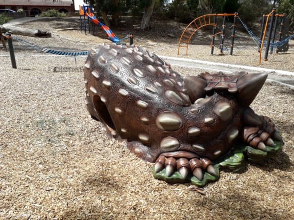 Jungle Play Minmi Climbersaurus Ankylosaur with Crawl Tunnel